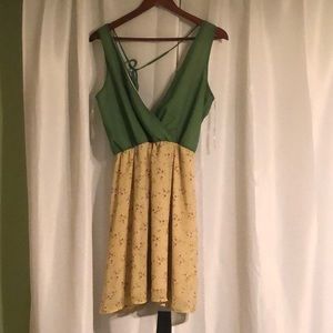beautiful green / floral ModCloth sundress.